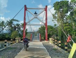 Jembatan Gantung Dimanfaatkan, Warga Tarabbi Ucap Syukur