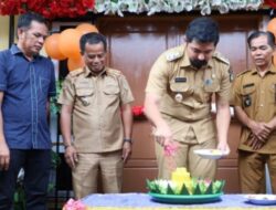 Anggota DPRD Irmanto Hafid Hadiri Peresmian Kantor Desa Bangun Karya