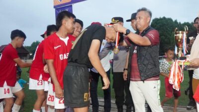 Tutup Turnamen Wotu Cup, Bupati : Pentingnya Membina Generasi Pecinta Olahraga