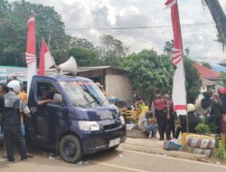 Aksi Riak-Riak Petani Tambak dan Nelayan di Depan Kantor CLM Malili